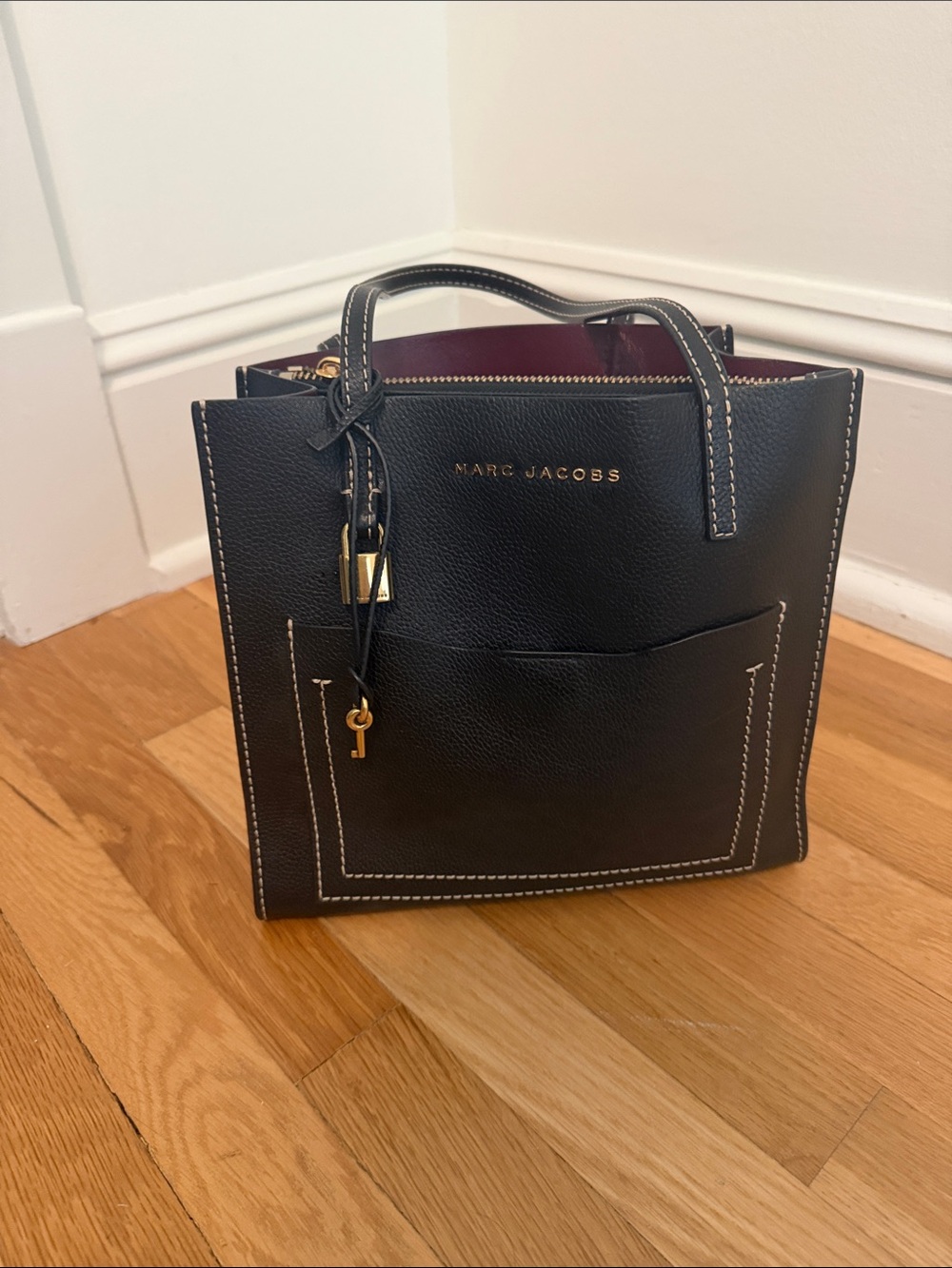 Marc Jacobs Black Leather Shoulder Bag with White Stitching